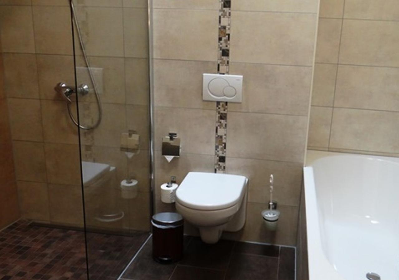 Hotel Und Restaurant Am Peenetal Liepen  Zewnętrze zdjęcie