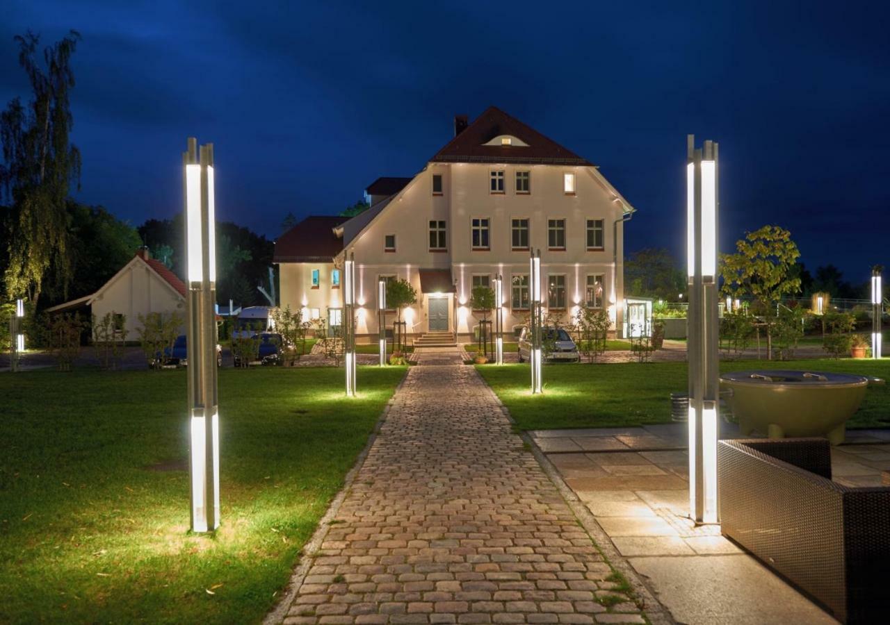 Hotel Und Restaurant Am Peenetal Liepen  Zewnętrze zdjęcie